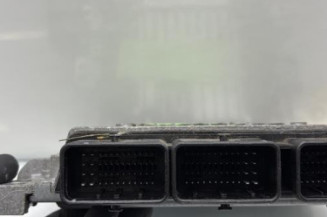 Calculateur moteur RENAULT SCENIC 2