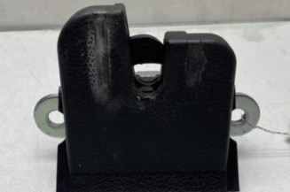 Serrure de coffre VOLKSWAGEN POLO 5 Photo n°1