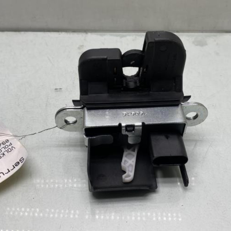 Serrure de coffre VOLKSWAGEN POLO 5 Photo n°2