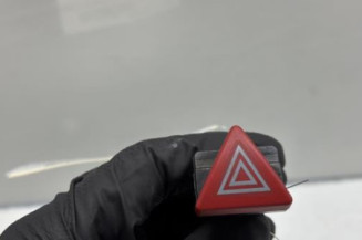 Bouton de warning AUDI A3 2 Photo n°1