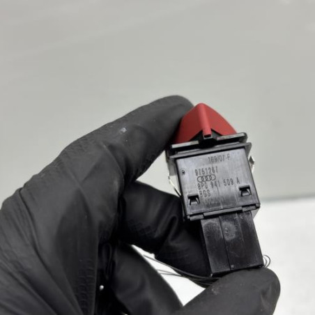 Bouton de warning AUDI A3 2