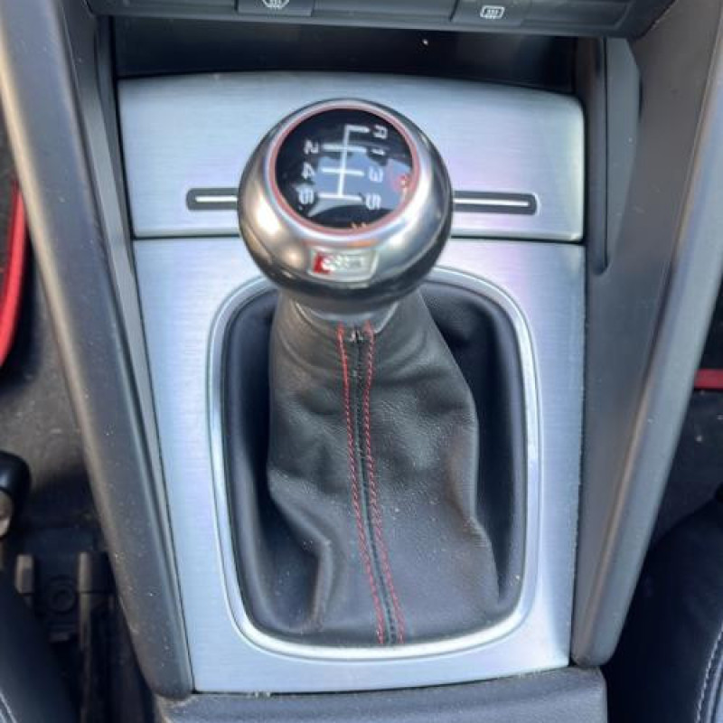 Bouton de warning AUDI A3 2 Photo n°11