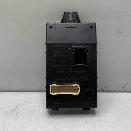 Boitier UCH DACIA DUSTER 1 Photo n°1