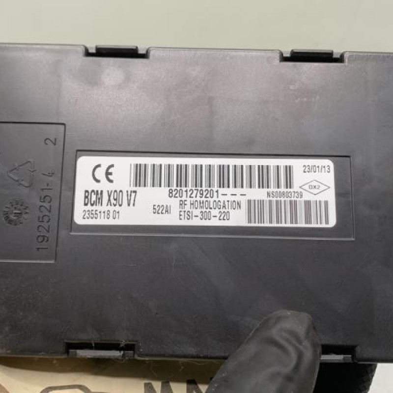 Boitier UCH DACIA DUSTER 1 Photo n°4