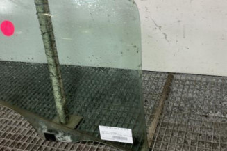 Vitre arriere droit PEUGEOT 206