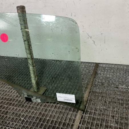 Vitre arriere droit PEUGEOT 206