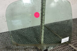 Vitre arriere droit PEUGEOT 206