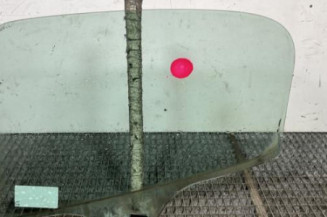 Vitre arriere droit PEUGEOT 206