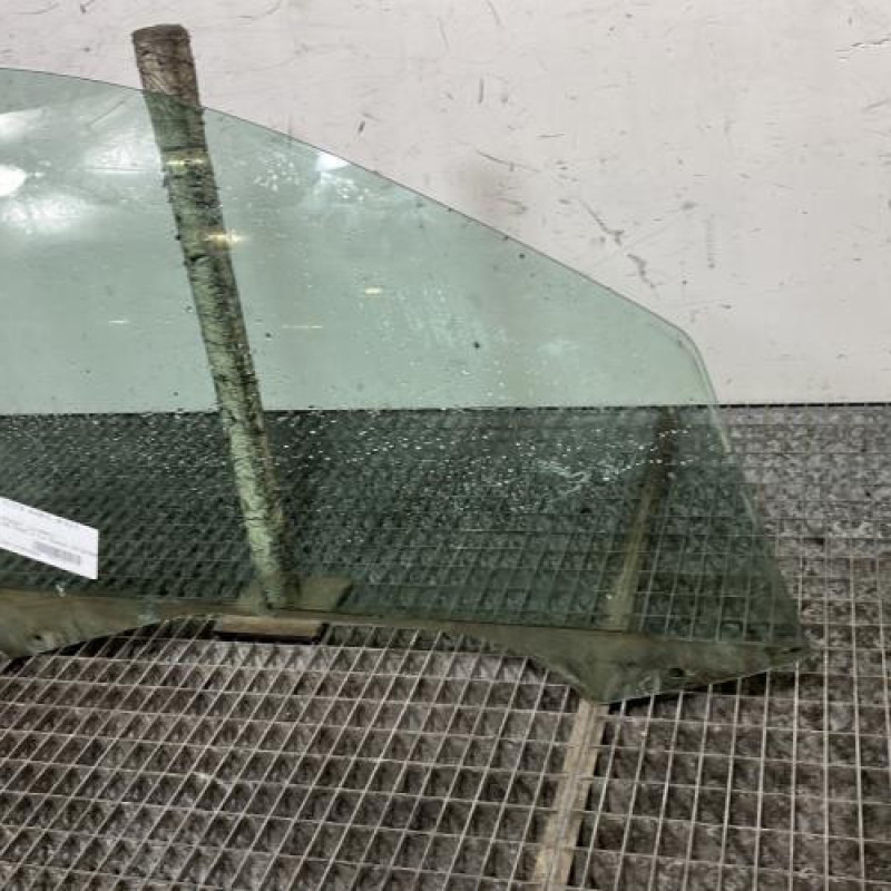 Vitre avant droit PEUGEOT 206 Photo n°2