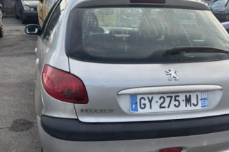 Vitre avant droit PEUGEOT 206