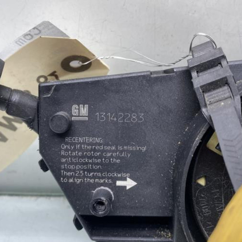 Com (Bloc Contacteur Tournant+Commodo Essuie Glace+Commodo Phare) OPEL CORSA D Photo n°3