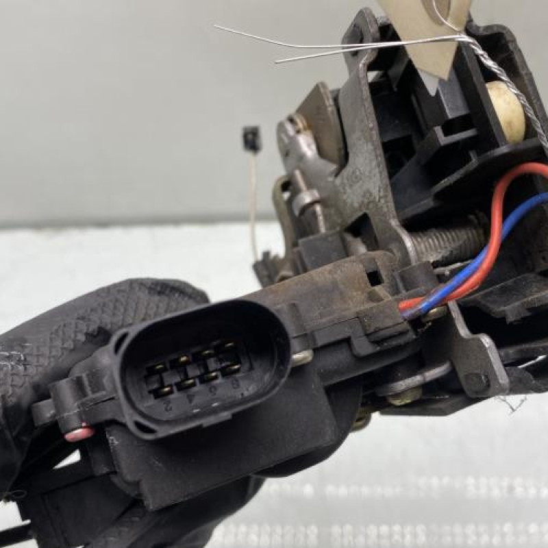 Serrure avant gauche VOLKSWAGEN LUPO Photo n°4