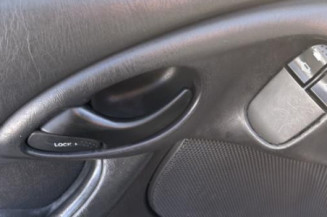Serrure avant gauche FORD FOCUS 1
