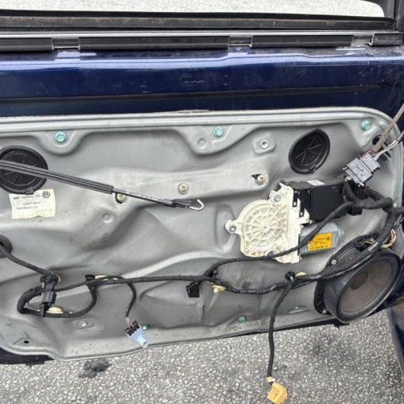 Porte arriere droit VOLKSWAGEN GOLF 4 Photo n°15