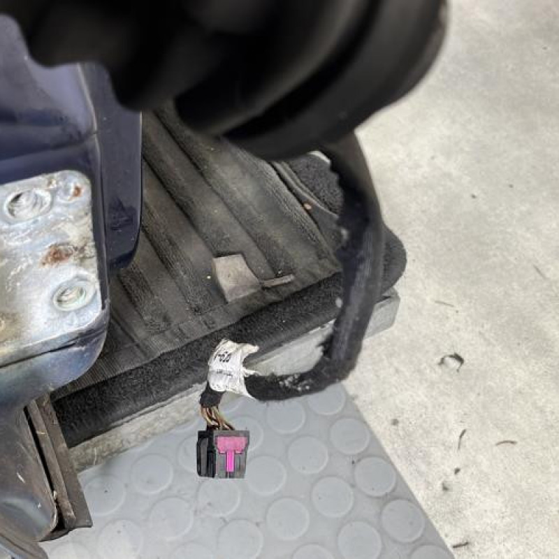 Porte avant droit VOLKSWAGEN GOLF 4 Photo n°6