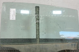 Vitre arriere gauche SEAT LEON 2 Photo n°1