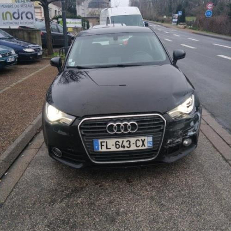 Calculateur moteur AUDI A1 1 Photo n°5