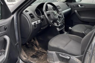 Calculateur moteur SKODA YETI