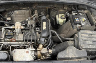 Calculateur moteur SKODA YETI