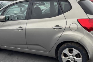 Calculateur moteur KIA VENGA