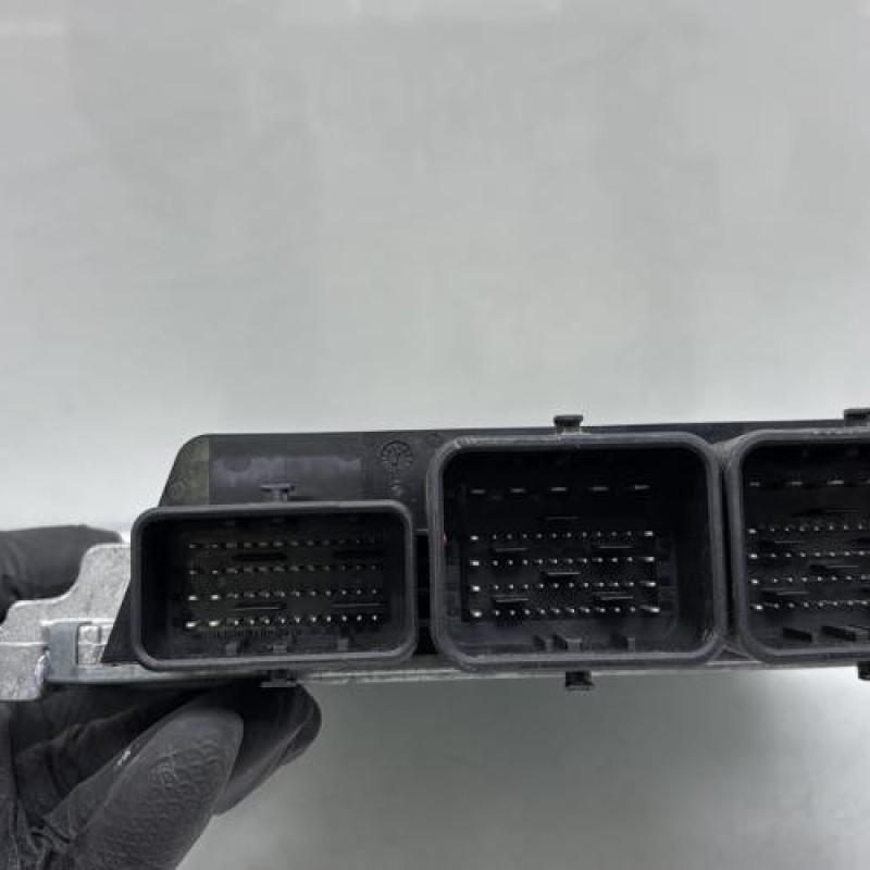 Calculateur moteur FORD FOCUS 3 Photo n°3