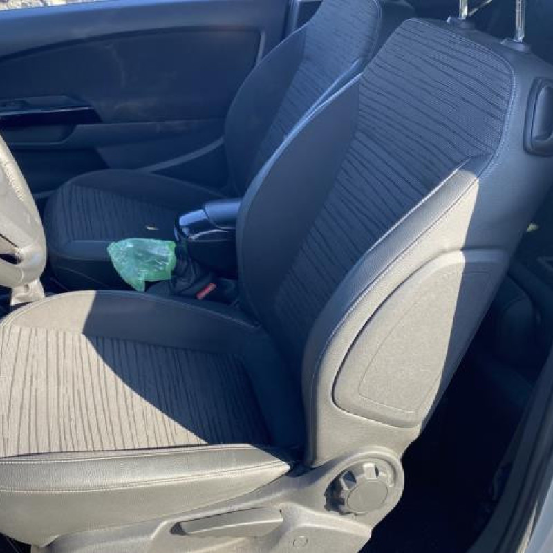 Calculateur moteur OPEL CORSA D Photo n°15