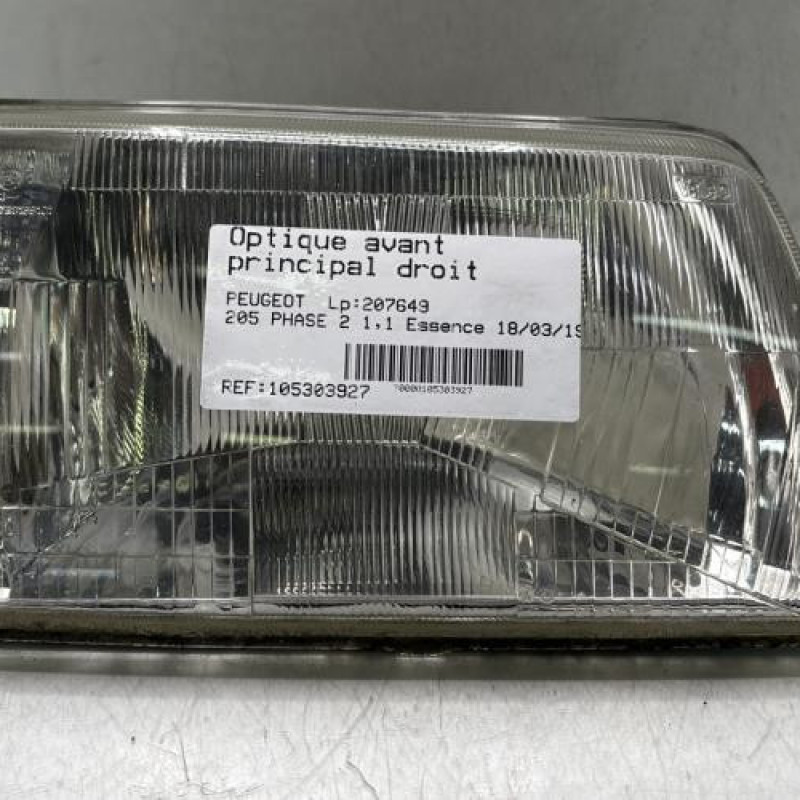 Optique avant principal droit (feux)(phare) PEUGEOT 205 Photo n°1