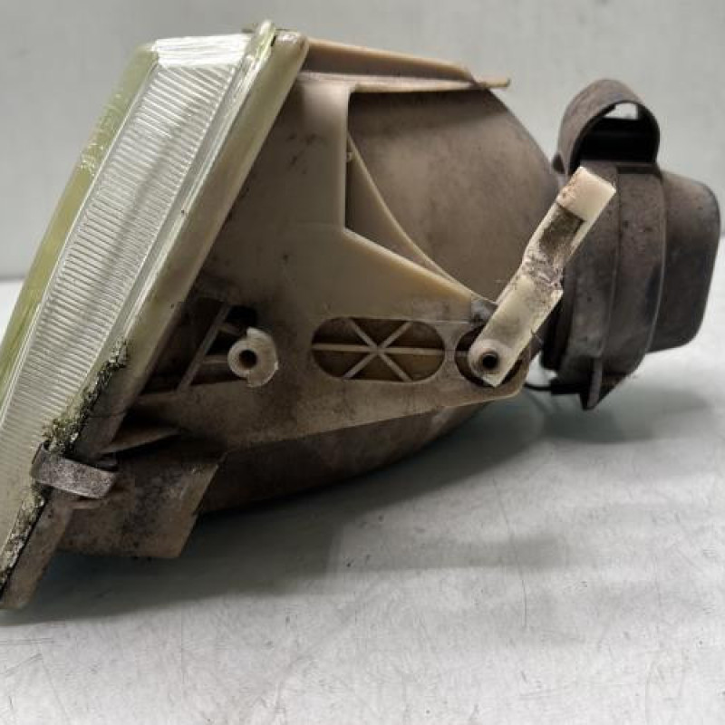 Optique avant principal gauche (feux)(phare) PEUGEOT 205 Photo n°3