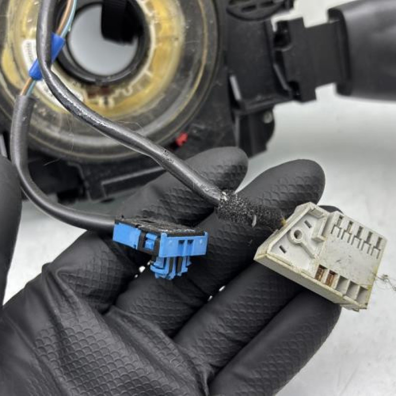 Com (Bloc Contacteur Tournant+Commodo Essuie Glace+Commodo Phare) CITROEN C3 2 Photo n°2