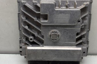 Calculateur moteur VOLKSWAGEN TOURAN 3 Photo n°1