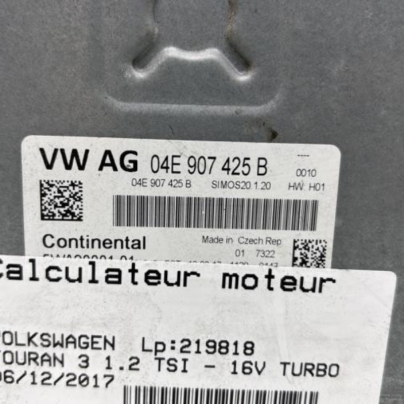 Calculateur moteur VOLKSWAGEN TOURAN 3 Photo n°3