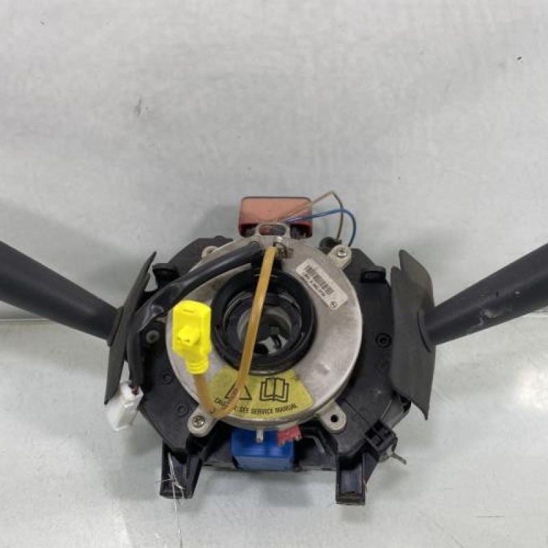 Com (Bloc Contacteur Tournant+Commodo Essuie Glace+Commodo Phare) FIAT PUNTO 1 Photo n°1