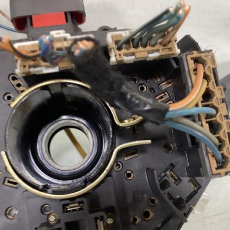 Com (Bloc Contacteur Tournant+Commodo Essuie Glace+Commodo Phare) FIAT PUNTO 1 Photo n°4