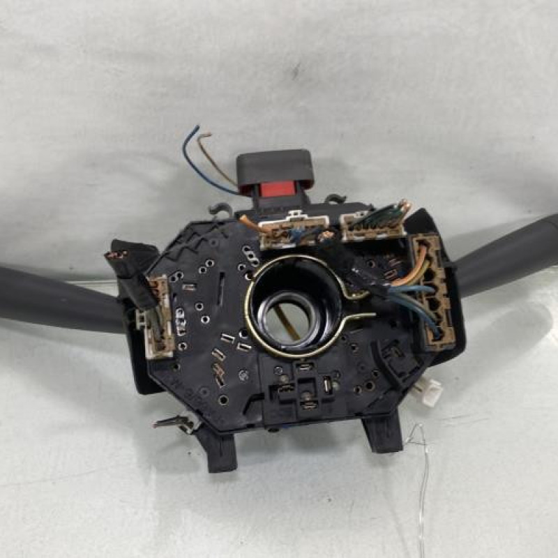 Com (Bloc Contacteur Tournant+Commodo Essuie Glace+Commodo Phare) FIAT PUNTO 1 Photo n°7