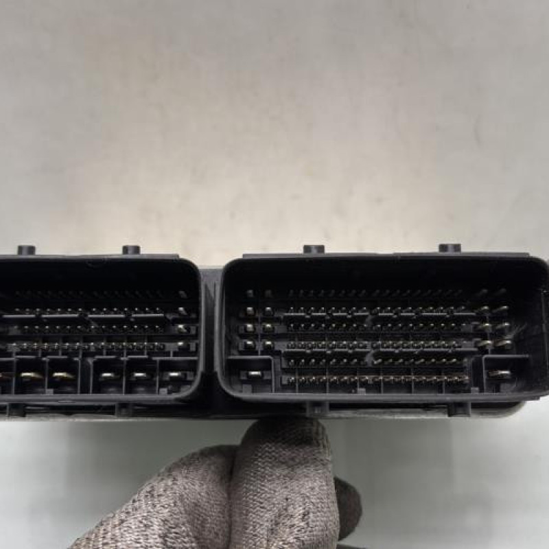 Calculateur moteur PEUGEOT 508 1 Photo n°3