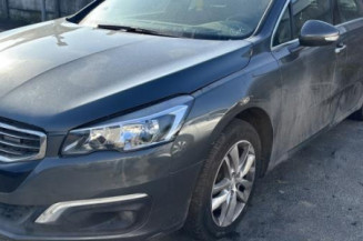 Calculateur moteur PEUGEOT 508 1