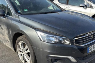 Calculateur moteur PEUGEOT 508 1