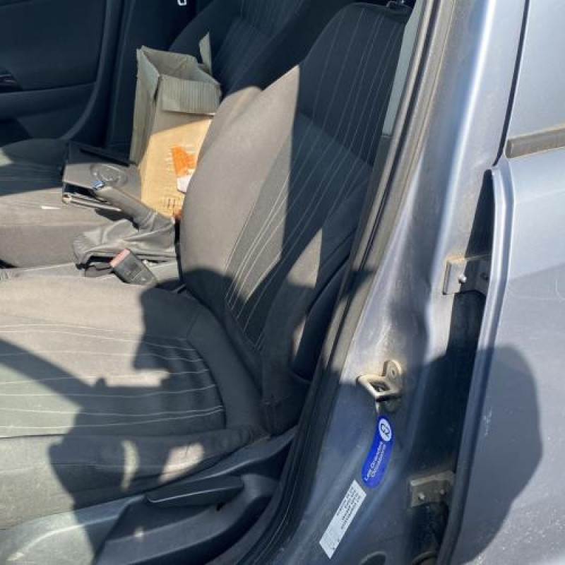 Com (Bloc Contacteur Tournant+Commodo Essuie Glace+Commodo Phare) OPEL CORSA D Photo n°16