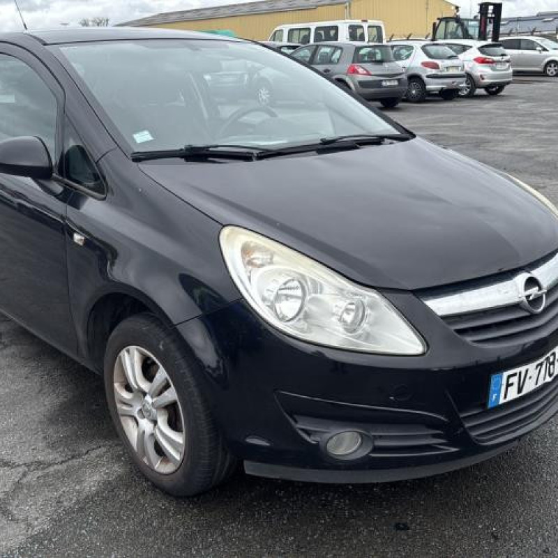 Serrure avant droit OPEL CORSA D Photo n°6