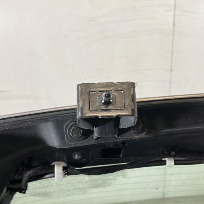 Malle/Hayon arriere PEUGEOT 308 2 Photo n°6