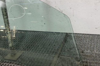 Vitre avant droit PEUGEOT 308 2