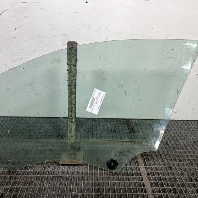 Vitre avant droit PEUGEOT 308 2 Photo n°4