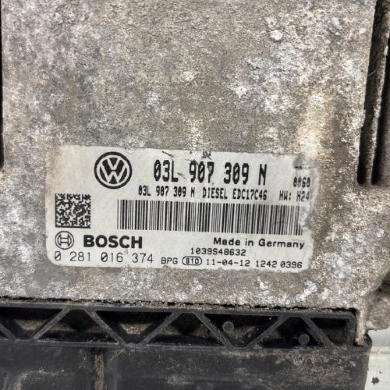 Calculateur moteur VOLKSWAGEN PASSAT 6 Photo n°2