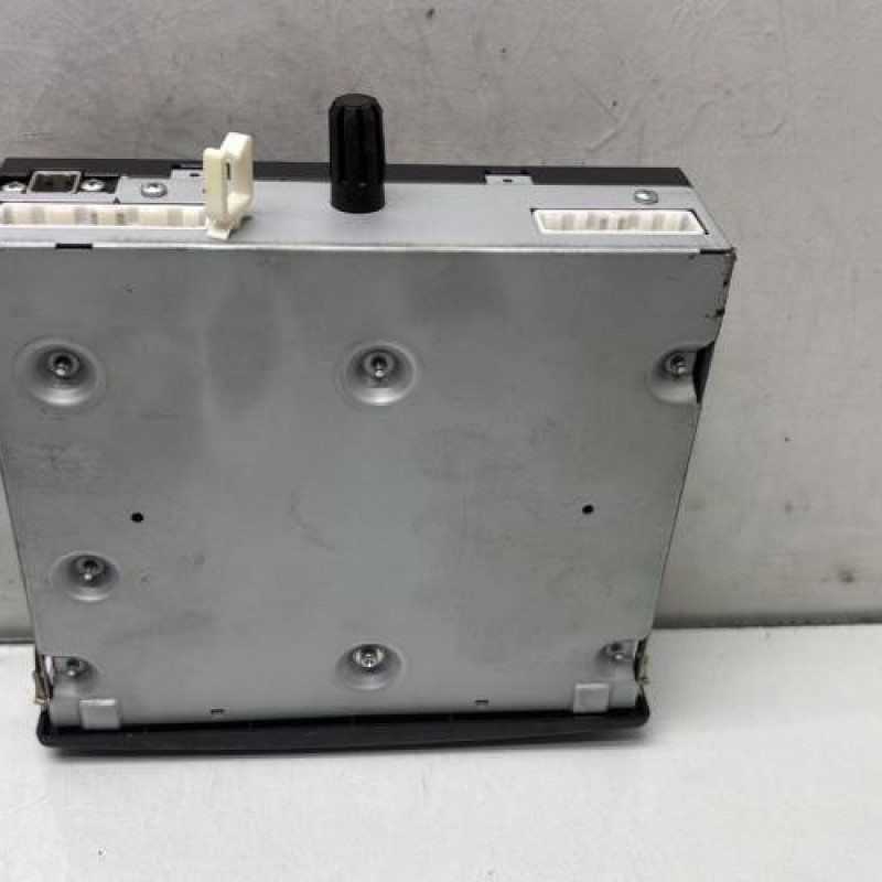 Chargeur CD RENAULT VEL SATIS Photo n°5