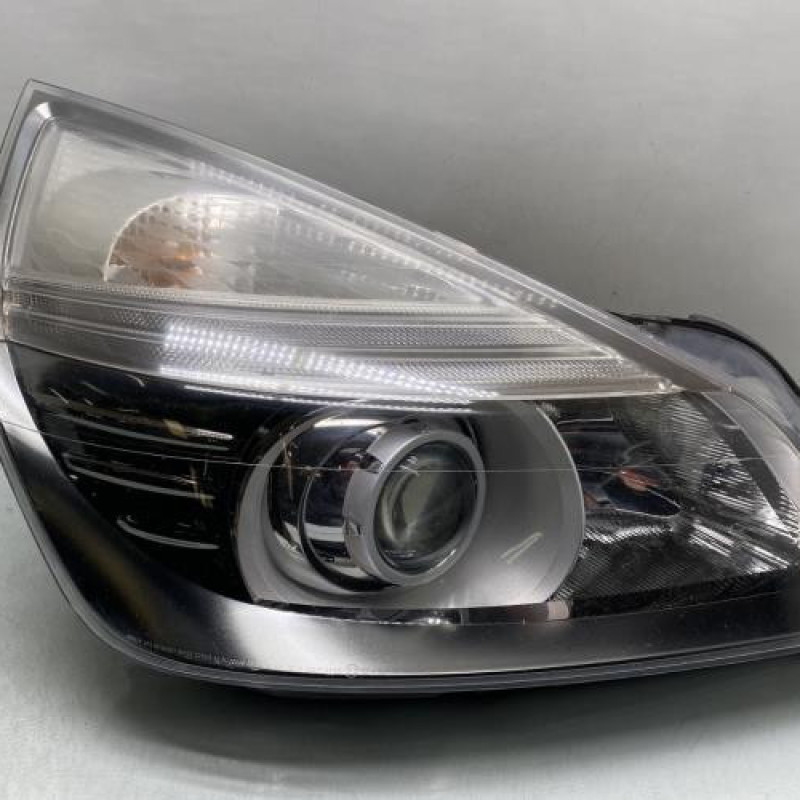 Optique avant principal droit (feux)(phare) RENAULT GRAND ESPACE 4 Photo n°1
