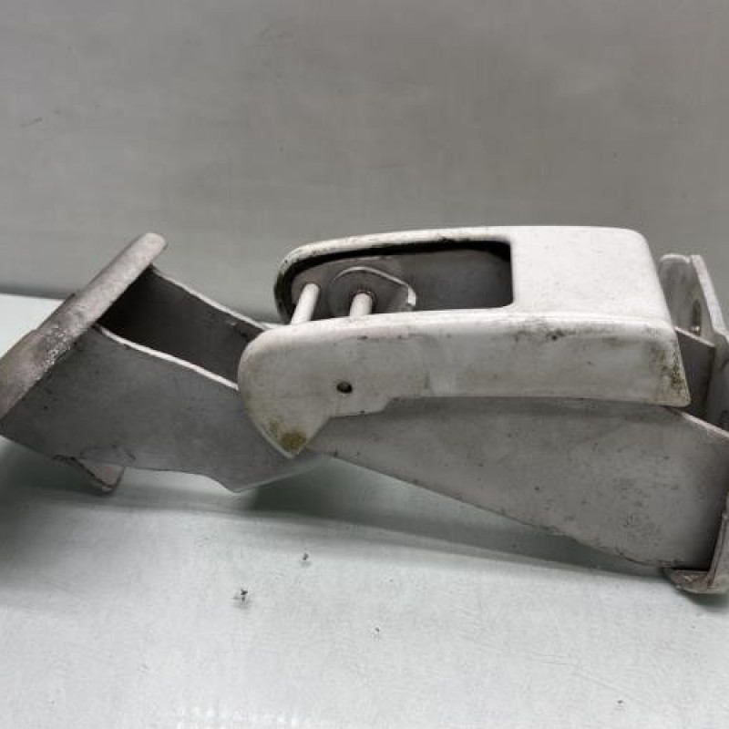 Charniere de porte de coffre gauche PEUGEOT EXPERT 2 Photo n°1