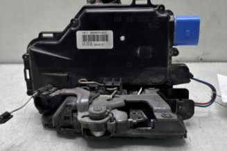 Serrure avant droit VOLKSWAGEN POLO 4 Photo n°1