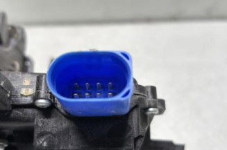 Serrure avant droit VOLKSWAGEN POLO 4