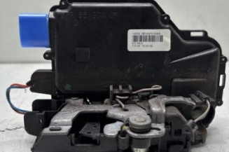 Serrure avant gauche VOLKSWAGEN POLO 4 Photo n°1