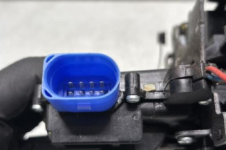 Serrure avant gauche VOLKSWAGEN POLO 4